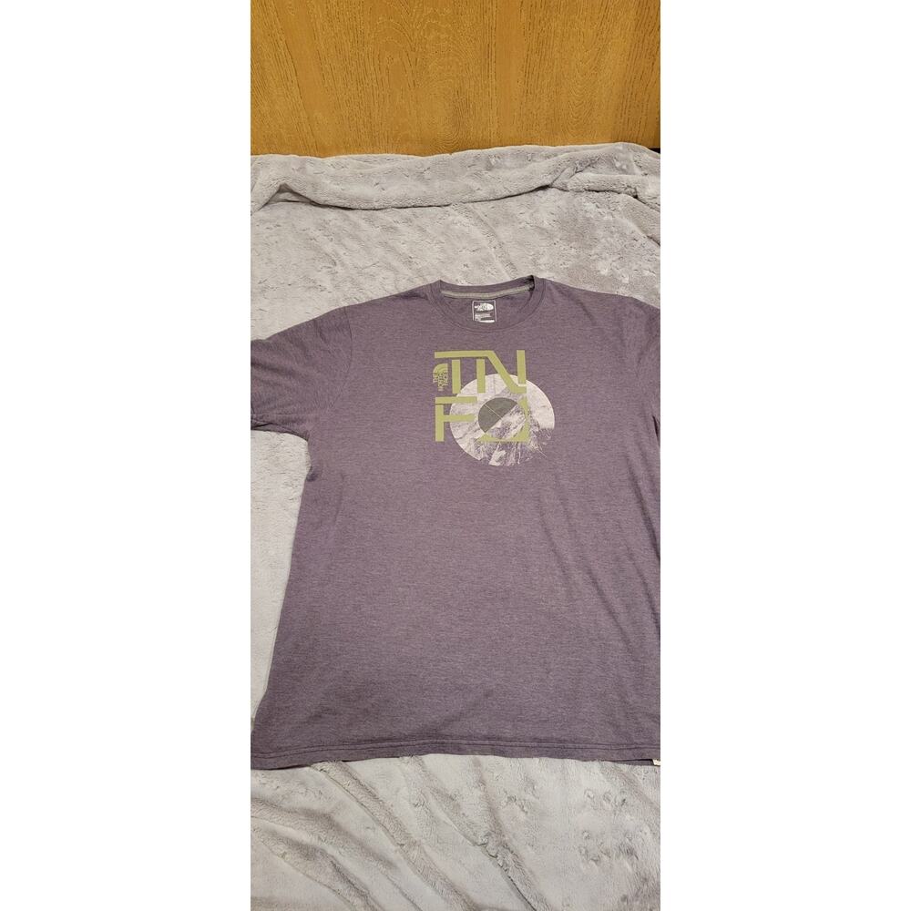 The North Face Purple Graphic T-shirt Men's Size Large Classic Fit TNF Logo Tee